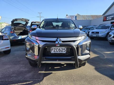 2023 Mitsubishi Triton - Thumbnail